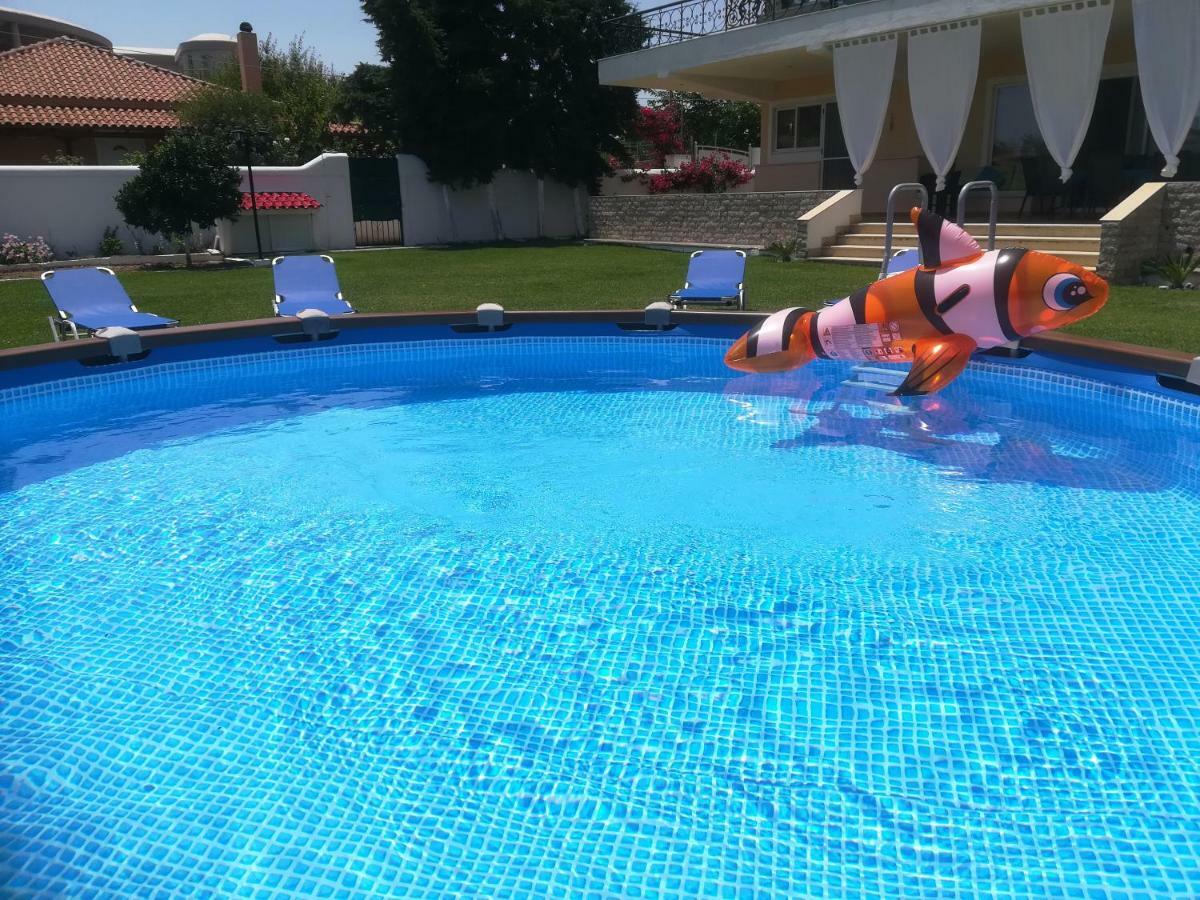 Marathon Beachside Villa 100M From The Beach Schinias Exterior photo